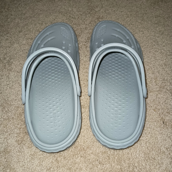 Unisex CROCS Light Gray Clogs 10 Men/ 12 Women - Picture 6 of 9